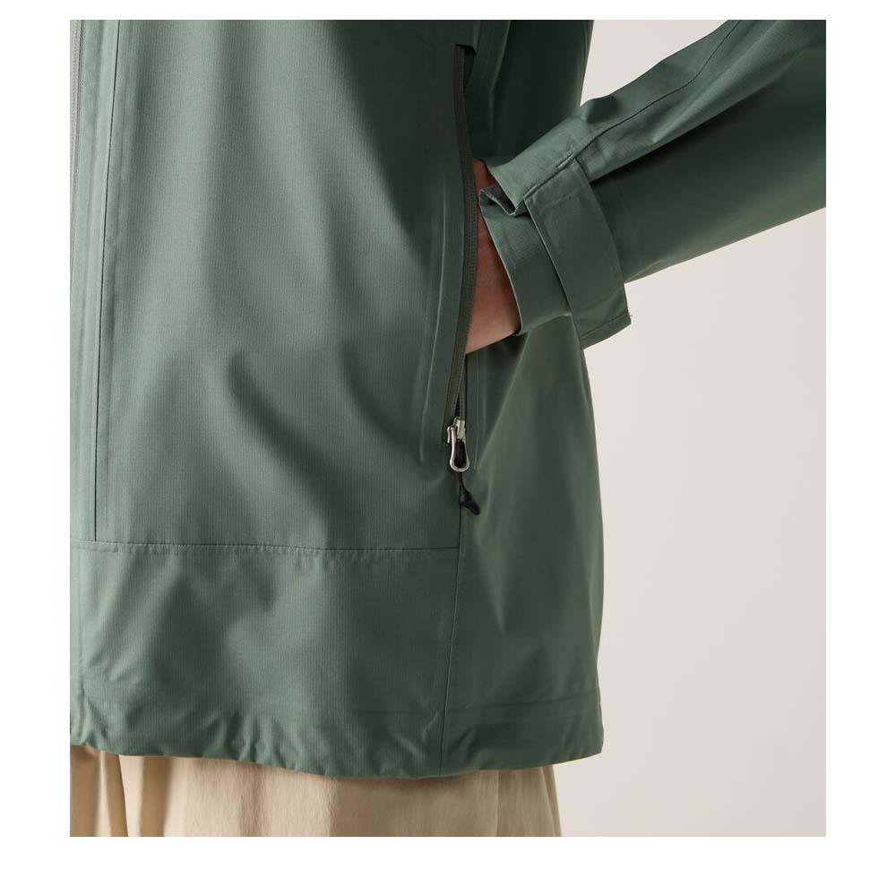 HAGLÖFS L.I.M Airak GTX Jacket Women - Hardshelljacke ultraleicht, wasserdicht und atmungsaktiv